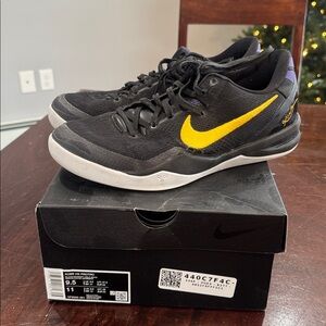 Nike Kobe VII Protro Black and Purple Athletic Shoes size 9.5